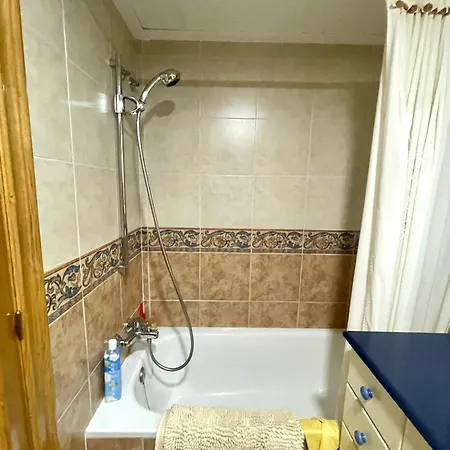 En 1ª Linea Urbeu 아파트 *