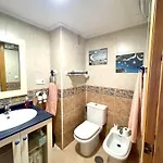 Apartamento En 1ª Linea Urbeu